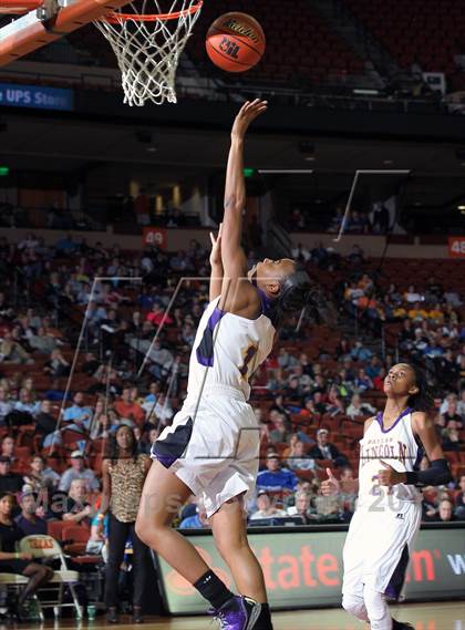 Thumbnail 3 in Lincoln  vs. Aledo (UIL 4A Semifinal) photogallery.
