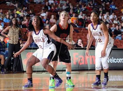 Thumbnail 2 in Lincoln  vs. Aledo (UIL 4A Semifinal) photogallery.