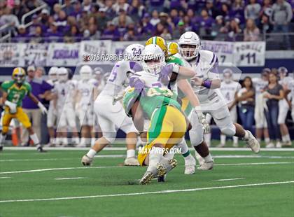 Thumbnail 3 in New Deal vs. Mason (UIL 2A Division 1 Championship) photogallery.