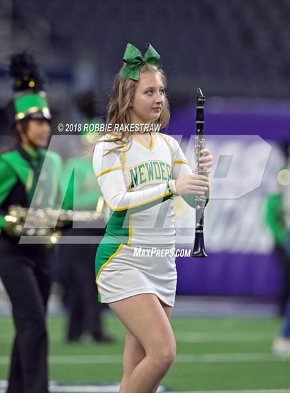 Thumbnail 2 in New Deal vs. Mason (UIL 2A Division 1 Championship) photogallery.