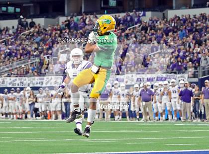 Thumbnail 3 in New Deal vs. Mason (UIL 2A Division 1 Championship) photogallery.