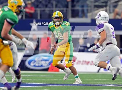 Thumbnail 1 in New Deal vs. Mason (UIL 2A Division 1 Championship) photogallery.