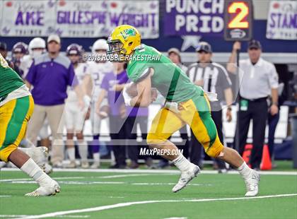 Thumbnail 1 in New Deal vs. Mason (UIL 2A Division 1 Championship) photogallery.