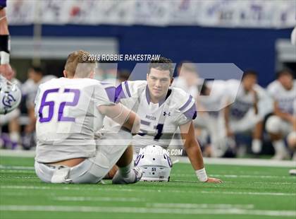 Thumbnail 3 in New Deal vs. Mason (UIL 2A Division 1 Championship) photogallery.