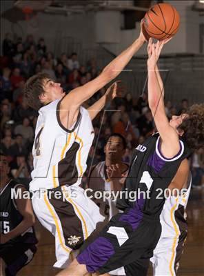 Thumbnail 1 in Parker vs Carlsbad (Torrey Pines Holiday Prep Classic) photogallery.