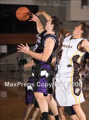 Thumbnail 3 in Parker vs Carlsbad (Torrey Pines Holiday Prep Classic) photogallery.