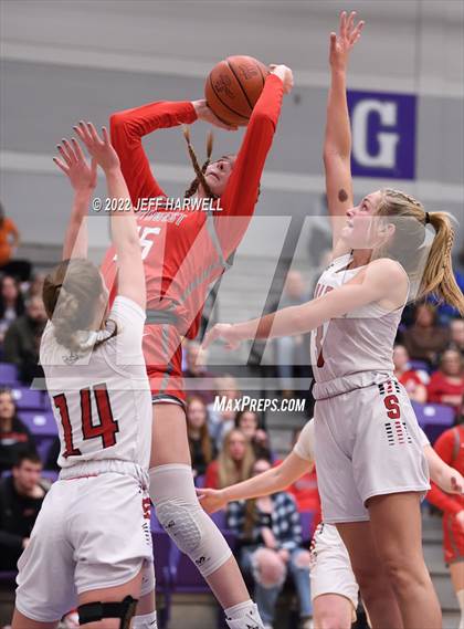 Thumbnail 1 in Salem vs. Northwest (OHSAA D2 Regional Semifinal) photogallery.