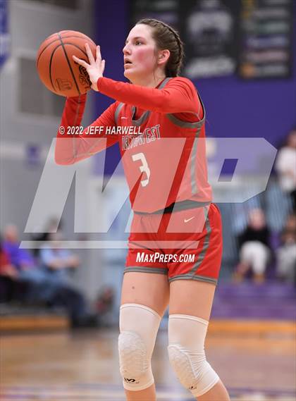Thumbnail 1 in Salem vs. Northwest (OHSAA D2 Regional Semifinal) photogallery.