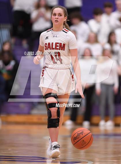 Thumbnail 2 in Salem vs. Northwest (OHSAA D2 Regional Semifinal) photogallery.