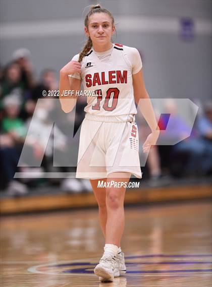 Thumbnail 2 in Salem vs. Northwest (OHSAA D2 Regional Semifinal) photogallery.