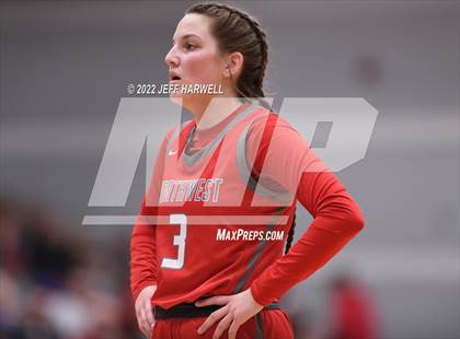 Thumbnail 2 in Salem vs. Northwest (OHSAA D2 Regional Semifinal) photogallery.