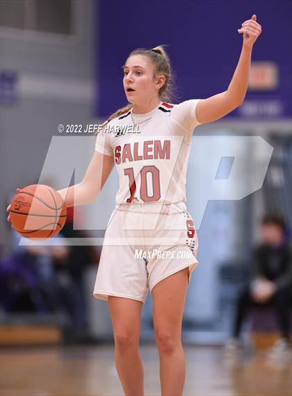 Thumbnail 1 in Salem vs. Northwest (OHSAA D2 Regional Semifinal) photogallery.