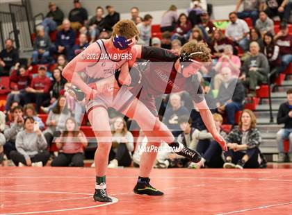 Thumbnail 1 in CHSAA 3A Region 4 Finals photogallery.