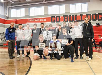Thumbnail 3 in CHSAA 3A Region 4 Finals photogallery.