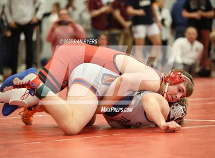 Thumbnail 2 in CHSAA 3A Region 4 Finals photogallery.