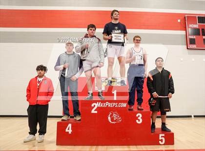 Thumbnail 2 in CHSAA 3A Region 4 Finals photogallery.