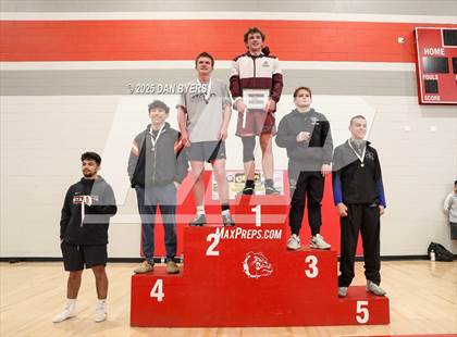 Thumbnail 1 in CHSAA 3A Region 4 Finals photogallery.