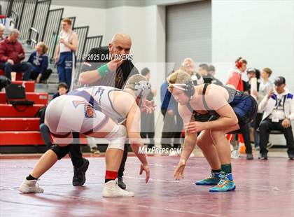 Thumbnail 3 in CHSAA 3A Region 4 Finals photogallery.