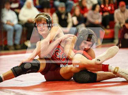 Thumbnail 3 in CHSAA 3A Region 4 Finals photogallery.