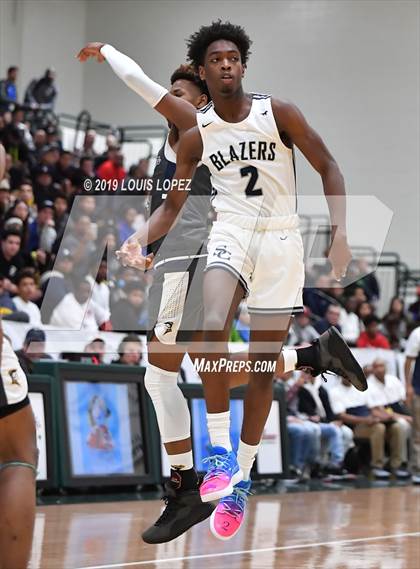 Thumbnail 1 in Sierra Canyon vs. Birmingham (The Classic at Damien) photogallery.