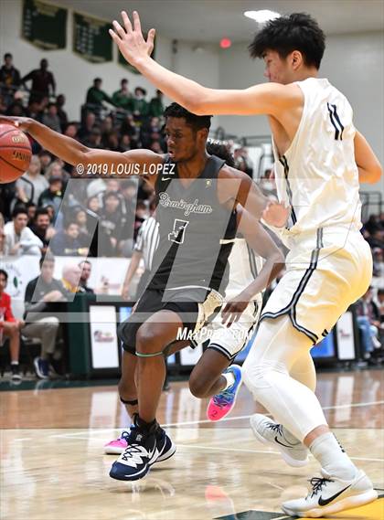 Thumbnail 1 in Sierra Canyon vs. Birmingham (The Classic at Damien) photogallery.