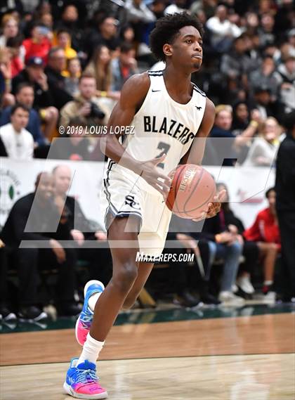 Thumbnail 3 in Sierra Canyon vs. Birmingham (The Classic at Damien) photogallery.