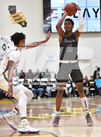 Thumbnail 1 in Sierra Canyon vs. Birmingham (The Classic at Damien) photogallery.