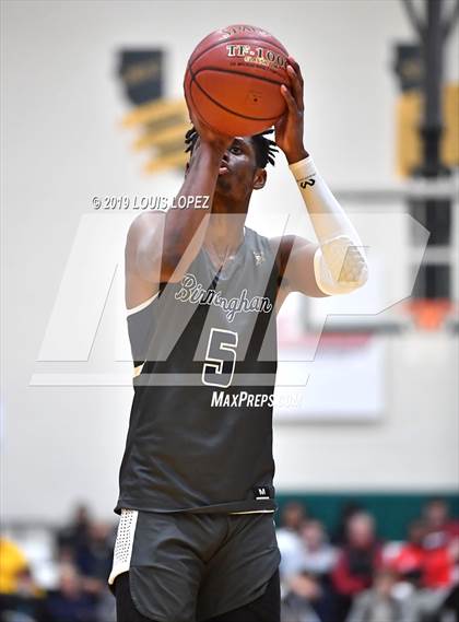 Thumbnail 2 in Sierra Canyon vs. Birmingham (The Classic at Damien) photogallery.