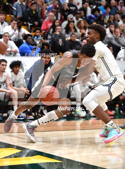 Thumbnail 2 in Sierra Canyon vs. Birmingham (The Classic at Damien) photogallery.