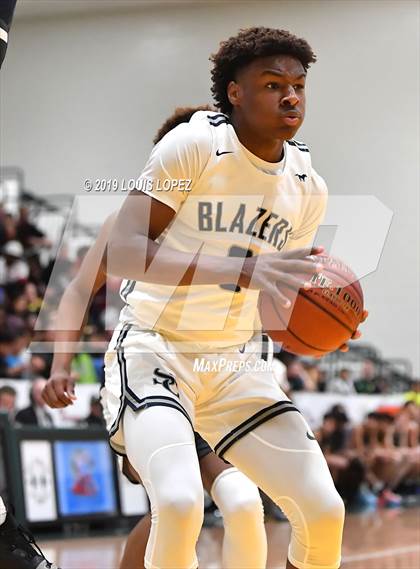 Thumbnail 1 in Sierra Canyon vs. Birmingham (The Classic at Damien) photogallery.