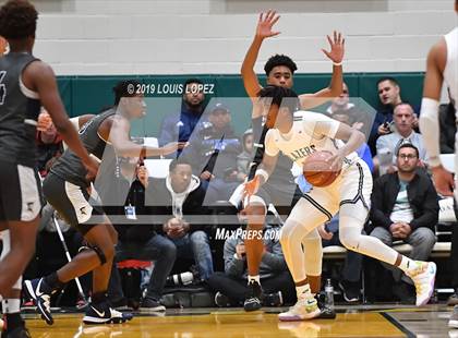 Thumbnail 1 in Sierra Canyon vs. Birmingham (The Classic at Damien) photogallery.