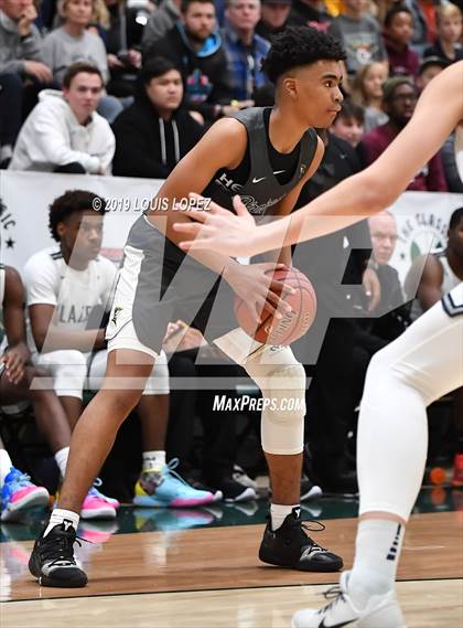 Thumbnail 1 in Sierra Canyon vs. Birmingham (The Classic at Damien) photogallery.