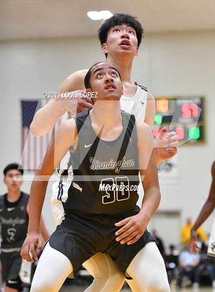 Thumbnail 3 in Sierra Canyon vs. Birmingham (The Classic at Damien) photogallery.