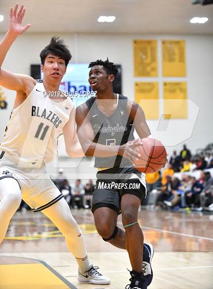 Thumbnail 2 in Sierra Canyon vs. Birmingham (The Classic at Damien) photogallery.