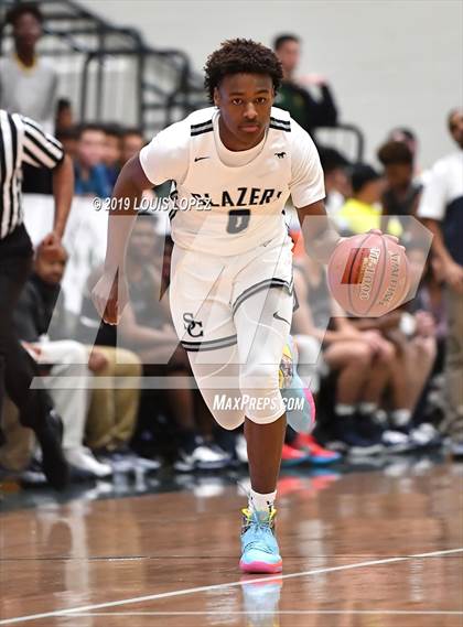 Thumbnail 2 in Sierra Canyon vs. Birmingham (The Classic at Damien) photogallery.