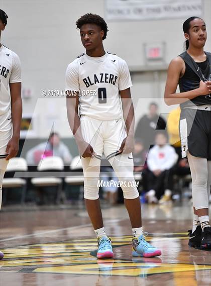 Thumbnail 1 in Sierra Canyon vs. Birmingham (The Classic at Damien) photogallery.