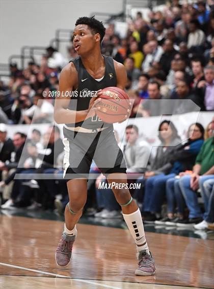 Thumbnail 3 in Sierra Canyon vs. Birmingham (The Classic at Damien) photogallery.