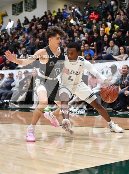 Thumbnail 3 in Sierra Canyon vs. Birmingham (The Classic at Damien) photogallery.