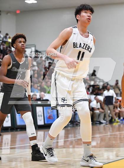 Thumbnail 1 in Sierra Canyon vs. Birmingham (The Classic at Damien) photogallery.