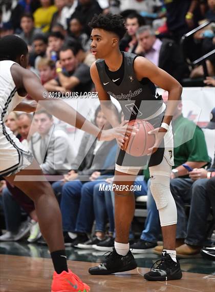 Thumbnail 3 in Sierra Canyon vs. Birmingham (The Classic at Damien) photogallery.