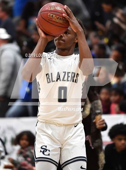 Thumbnail 3 in Sierra Canyon vs. Birmingham (The Classic at Damien) photogallery.