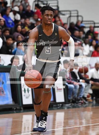 Thumbnail 3 in Sierra Canyon vs. Birmingham (The Classic at Damien) photogallery.
