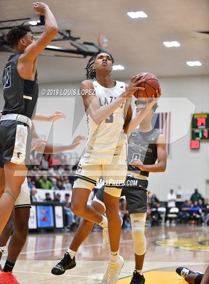 Thumbnail 3 in Sierra Canyon vs. Birmingham (The Classic at Damien) photogallery.