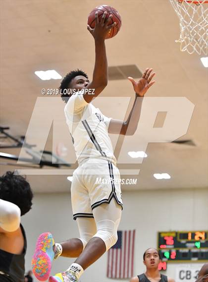 Thumbnail 1 in Sierra Canyon vs. Birmingham (The Classic at Damien) photogallery.