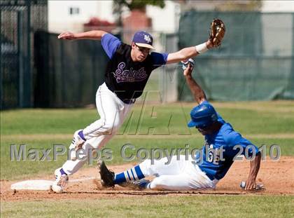 Thumbnail 2 in Bishop Amat vs. Notre Dame Prep (Diamond Sports National Classic) photogallery.