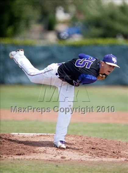 Thumbnail 3 in Bishop Amat vs. Notre Dame Prep (Diamond Sports National Classic) photogallery.