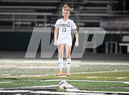 Thumbnail 1 in Strongsville vs. Walsh Jesuit (OHSAA D1 State Semifinal) photogallery.