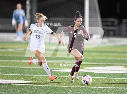 Thumbnail 1 in Strongsville vs. Walsh Jesuit (OHSAA D1 State Semifinal) photogallery.