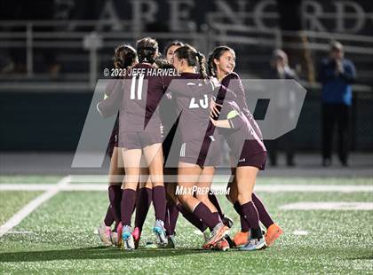 Thumbnail 2 in Strongsville vs. Walsh Jesuit (OHSAA D1 State Semifinal) photogallery.