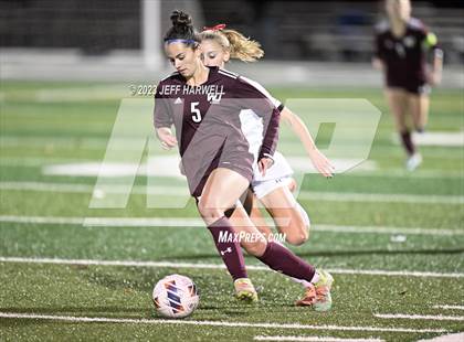Thumbnail 3 in Strongsville vs. Walsh Jesuit (OHSAA D1 State Semifinal) photogallery.